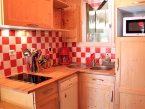 Charmant studio à Vars Les Claux, proche commodités et pistes, balcon en rez-de-chaussée - FR-1-330B-130