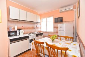 Apartments Medulinska Rabac 757 