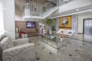 Astron Suítes São José dos Pinhais by Nobile