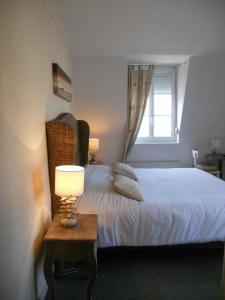 Hotels Hotel Des Falaises : photos des chambres