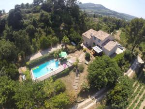 obrázek - Secluded villa with private pool for 8 people six km to the beach