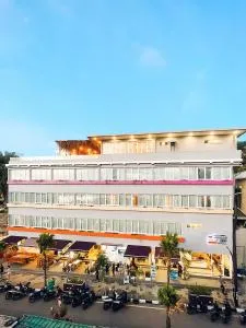 Harbour Komodo Hotel - Komodo