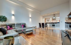 Week2Week Executive 1 Bedroom in Newcastle