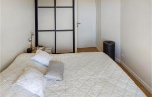 Appartements Amazing Apartment In Triel-Sur-Seine : photos des chambres