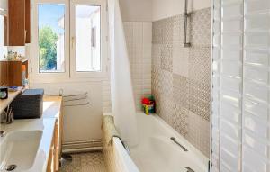 Appartements Amazing Apartment In Triel-Sur-Seine : photos des chambres