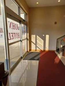 فندق جون - Whitestone