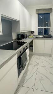 Cosy & Comfortable - Heart of Hove - Beach Getaway