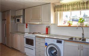 Awesome Apartment In Nybrostrand