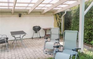 Awesome Apartment In Nybrostrand