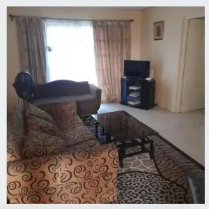 Chelsea Manor - Half Way Tree