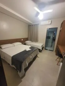 Hotel Tertulio's - 里奥克拉鲁