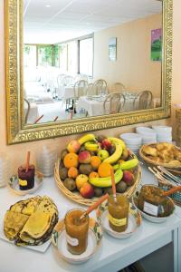 Hotels Cit'Hotel Le Plantagenet : photos des chambres