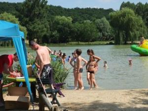 Maisons de vacances Gite Pouligny-Saint-Martin, 4 pieces, 8 personnes - FR-1-591-224 : photos des chambres