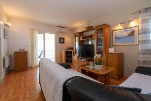 Apartments by the sea Mandre, Pag - 4093