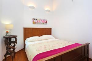 Apartments by the sea Okrug Donji, Ciovo - 12502