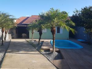 Linda casa cPiscina, Ar e conforto próximo do Mar