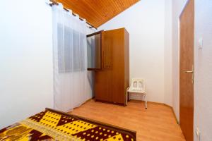 Apartments by the sea Mandre, Pag - 4101