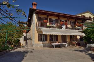 Apartment Nando - 3hvězdičkové hotely ve městě Lovran