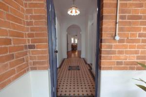 Classic comfort, walk to the CBD