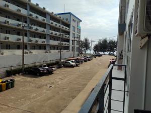 Avatara Condo B24B by malai