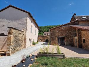 Maisons de vacances LE CLOS DES PIERRES ROUGES : photos des chambres