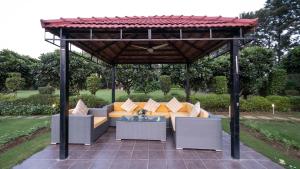 StayVista at Banyan Abode 6BR Pet Friendly Villa With Pool at Manesar