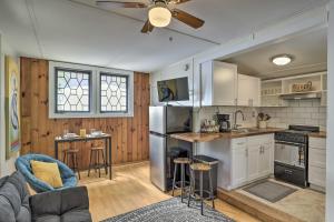 Guest Cottage on 1 Acre 20 Mins to Asheville!