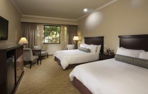 Deluxe Queen Room room in Coast Anabelle Hotel