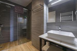 Theotokopoulos Park Renovated Apartment