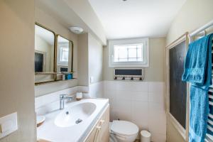 Appartements Aux Bains des Mots - vue mer : photos des chambres