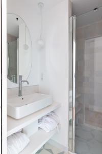 Maisons de vacances La Merveilleuse : Maison 5 Chambres