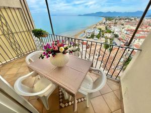 One-Bedroom Apartment room in Florenza Residence