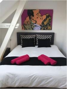 The pop-art luxury suite