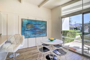 Palm Desert Mid-Century Oasis Walk to Pool