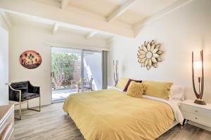 Palm Desert Mid-Century Oasis Walk to Pool