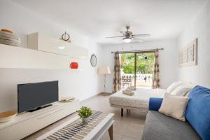 Castle Harbour Samuels Studio Flat