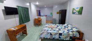 Gennas Tourist Inn Santa Fe