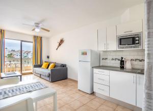 Castle Harbour Matthews Flat Los Cristianos