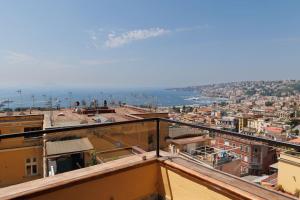 Chiaia Stunning SeaView StudioFlat with 2 Terraces By HouseinNaples