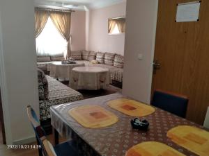 Appartement SEULEMENT POUR FAMILLE 10 minutes de la plage Parking gratuit