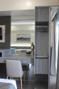 Condo near Ayala Cebu City w Wifi Balcony