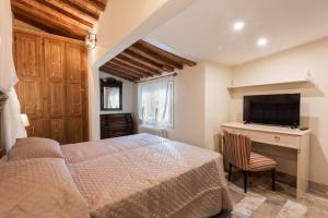 Casa Griselda by Mmega