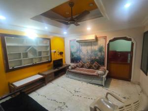 Sar Raj S R RESIDENCY