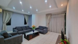 Kenyalang Emerald Riverine Resort Homestay