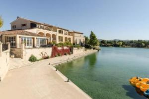 Appartements LOCATION 4 personnes GOLF DE PONT ROYAL EN PROVENCE : photos des chambres