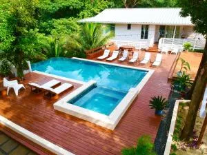 New One Bedroom Suite West Bay Roatan - Number 6 - Cohoon Ridge
