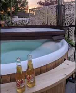 Tulana Taggs - floating home on idyllic island