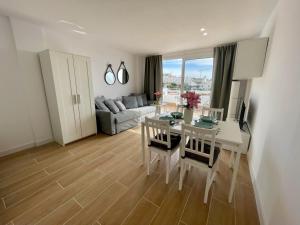 Malibu Park 3079 - Ocean View Studio