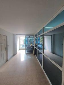 R.9 Apartamento de 3 habitaciones zona turística.