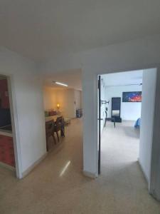 R.9 Apartamento de 3 habitaciones zona turística.